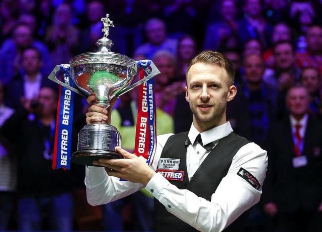 他在国际比 他在国际比