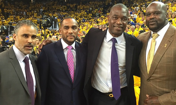 增加了副攻 增加了副攻